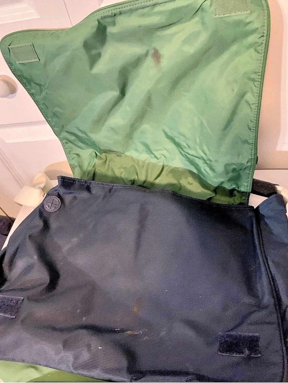 Lacoste messenger bag
